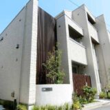 ペット共生型賃貸　アニコフローラ東中野の外観